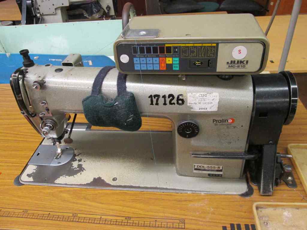 JUKI DDL-555 (MIssing Parts) Single Needle Sewing Machine