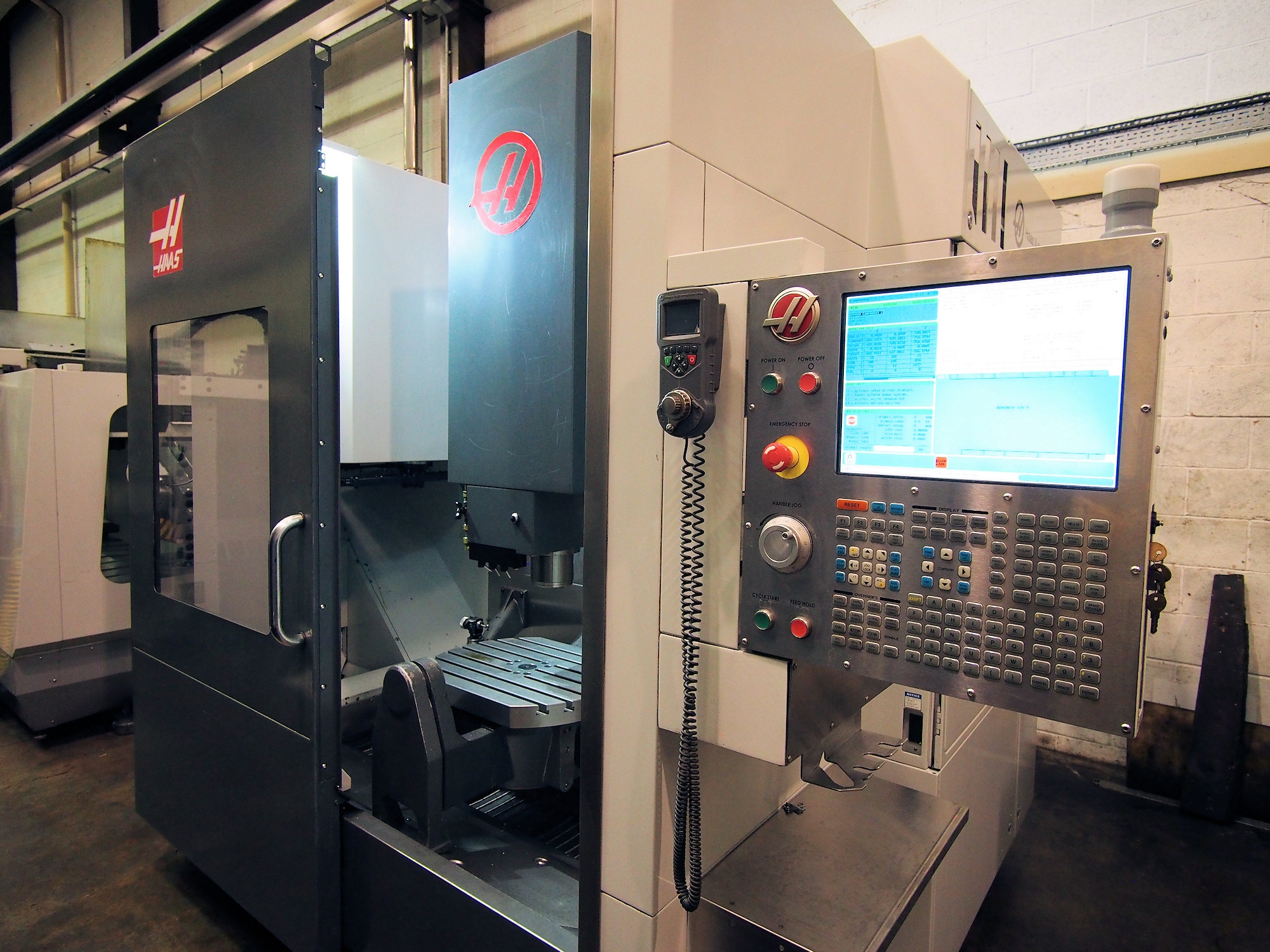 HAAS UMC-750 5 Axis Machining Centre (2015)