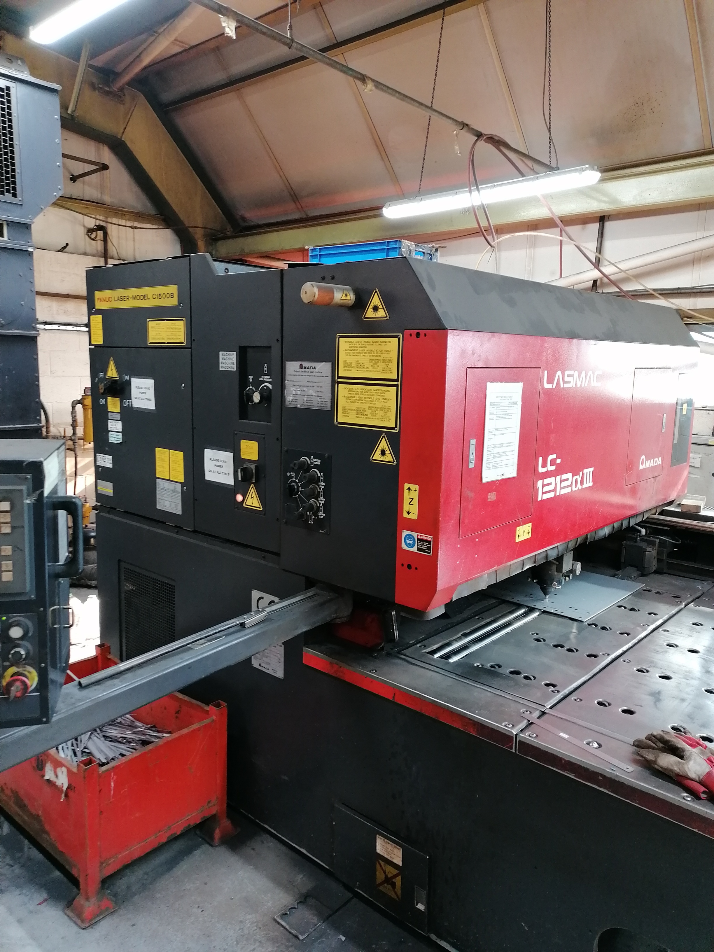 Amada Lasmac LC-1212 Alpha III Laser Cutting Machine (1998)