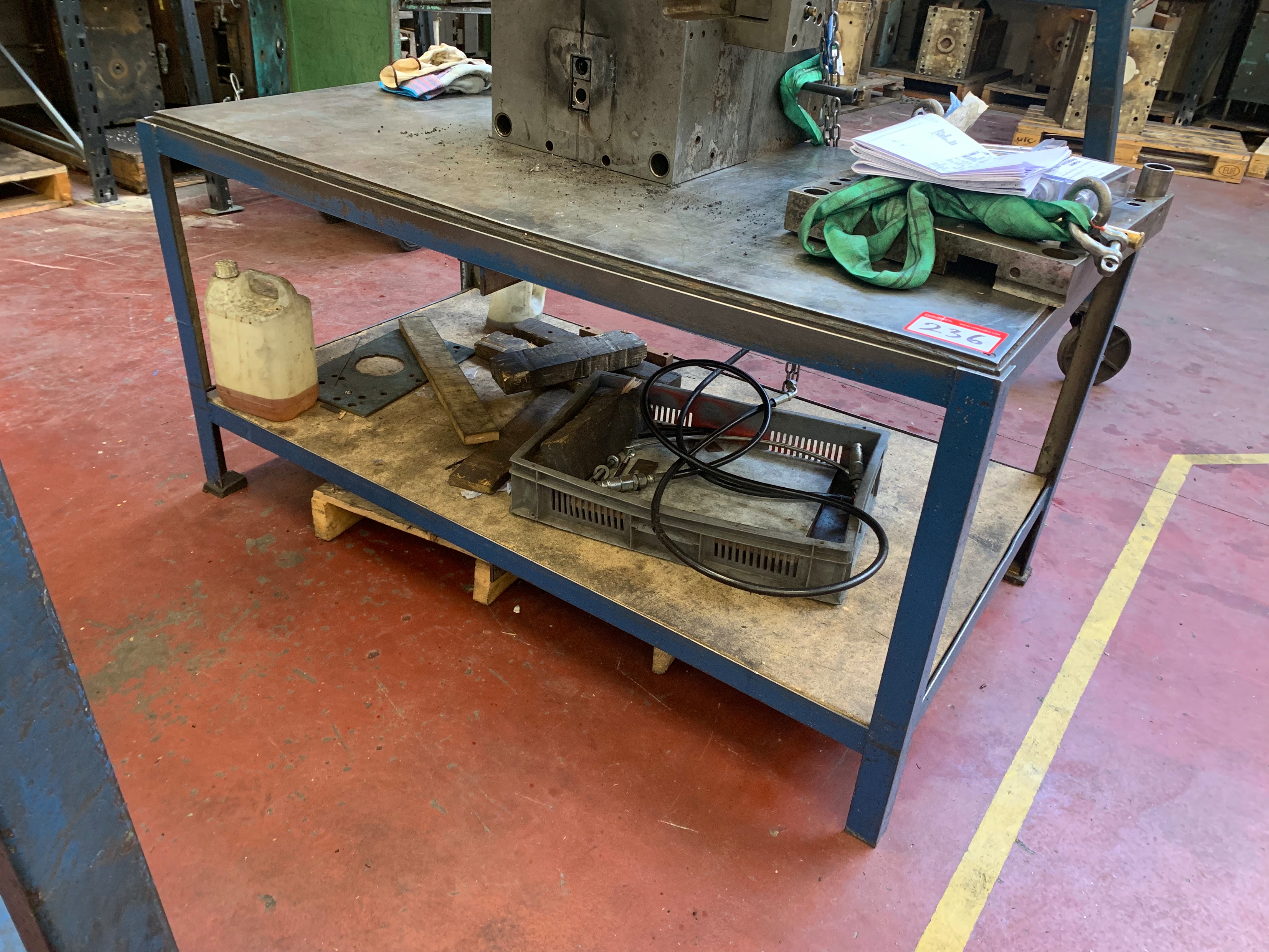 4 X Heavy Duty Metal Work Benches