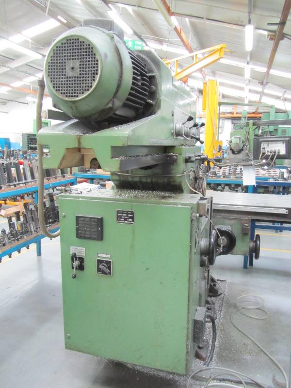 Zayer 66 BM Ram Type Universal Head Milling Machine